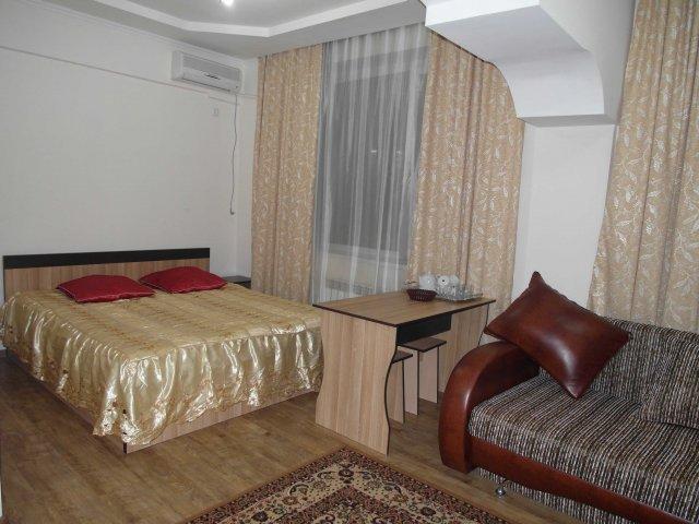 Kuze Hostel Almaty Bagian luar foto